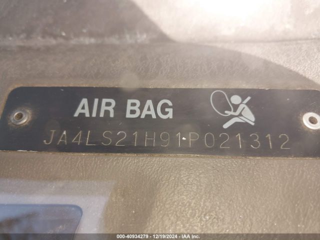 2001 MITSUBISHI MONTERO SPORT JA4LS21H91P021312 Photo 8