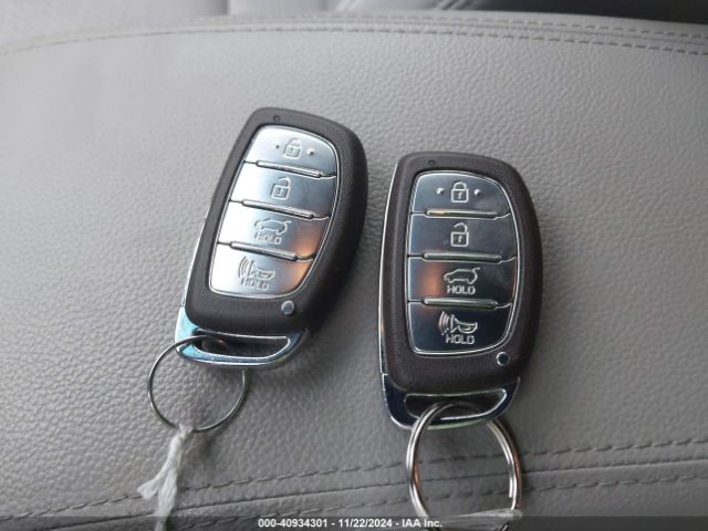 KM8J3CA23HU273480 Hyundai Tucson Sport