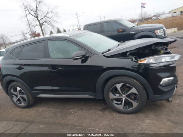 KM8J3CA23HU273480 Hyundai Tucson Sport
