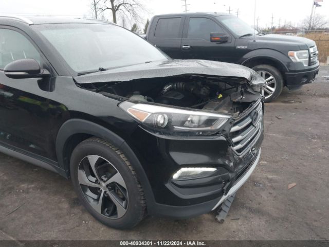 KM8J3CA23HU273480 Hyundai Tucson Sport