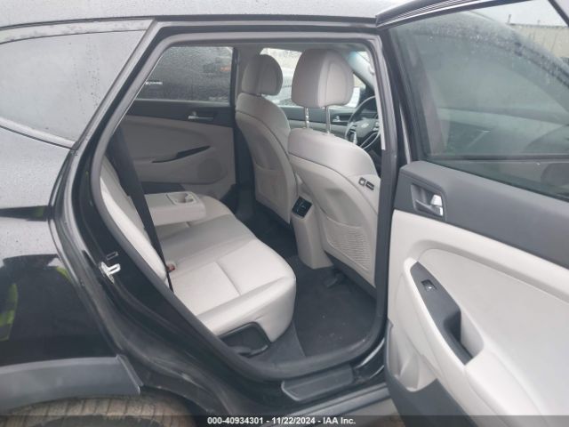 KM8J3CA23HU273480 Hyundai Tucson Sport