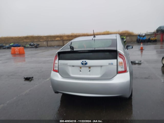 Toyota Prius Four 2015 JTDKN3DU6F1973136 Image 17