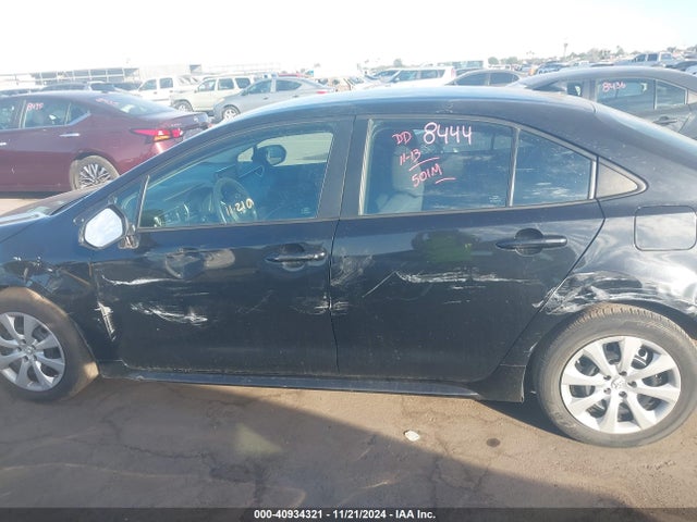 Toyota COROLLA LE 2022 5YFEPMAEXNP344032 Image 14