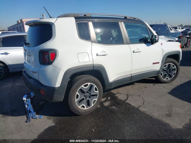 ZACCJBCT4FPC08364 Jeep Renegade Trailhawk