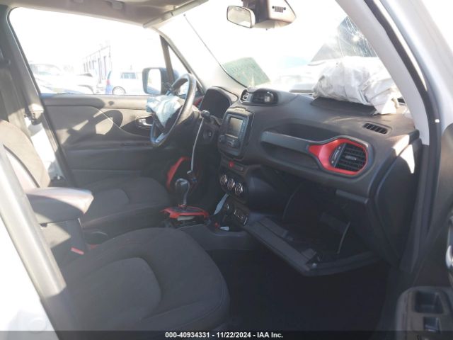 ZACCJBCT4FPC08364 Jeep Renegade Trailhawk