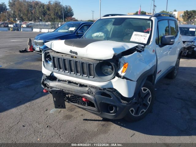 ZACCJBCT4FPC08364 Jeep Renegade Trailhawk
