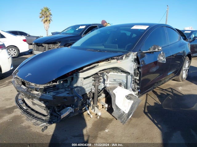 2025 TESLA MODEL 3 5YJ3E1EA5SF873673 Photo 1