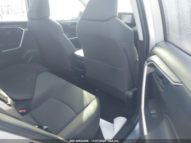 JTMF1RFV9KD031824 Toyota RAV4 LE