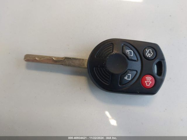 1FADP3K29GL380712 Ford FOCUS SE