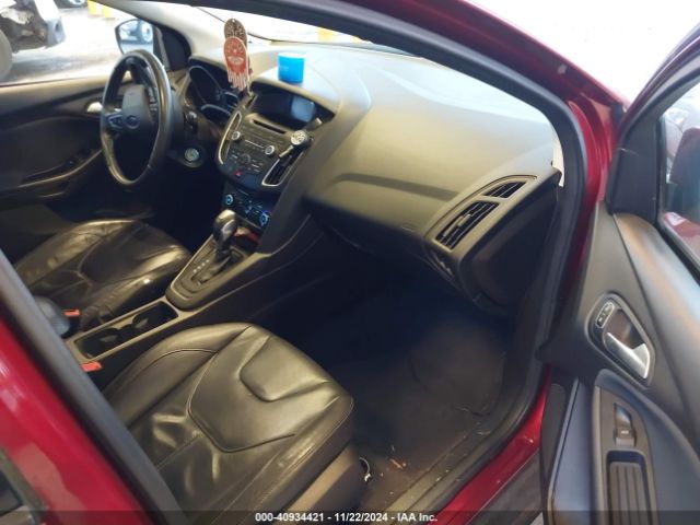 1FADP3K29GL380712 Ford FOCUS SE