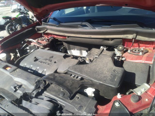 JA4AD2A39KZ004716 Mitsubishi Outlander Es