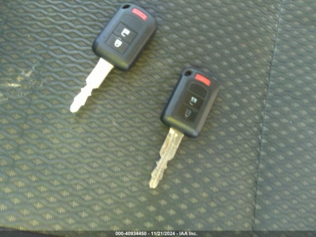 JA4AD2A39KZ004716 Mitsubishi Outlander Es