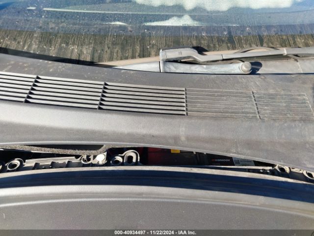 5YJ3E1EA4JF036198 Tesla Model 3 Long Range/mid Range