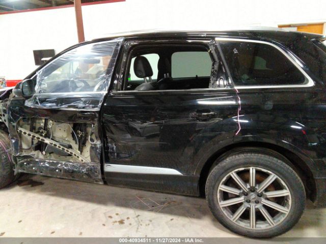 WA1LHAF73HD041706 Audi Q7 2.0t Premium