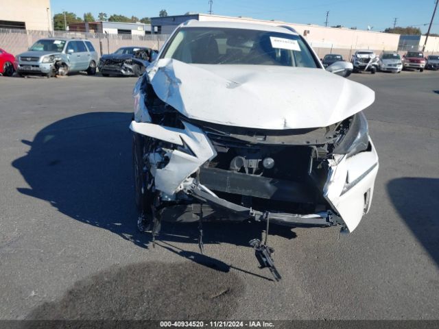 JTJYARBZXJ2104028 Lexus NX 300
