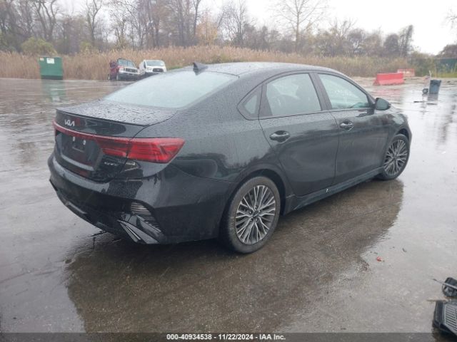 3KPF54AD2PE611430 KIA Forte Gt-line