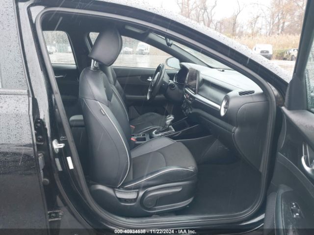 3KPF54AD2PE611430 KIA Forte Gt-line