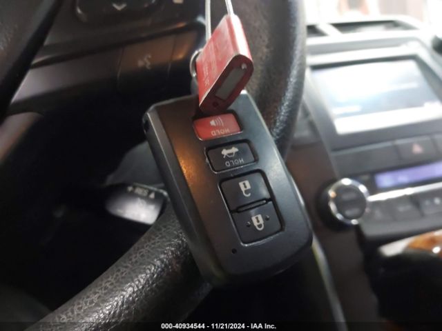 4T1BD1FK7GU188736 Toyota Camry Hybrid Le
