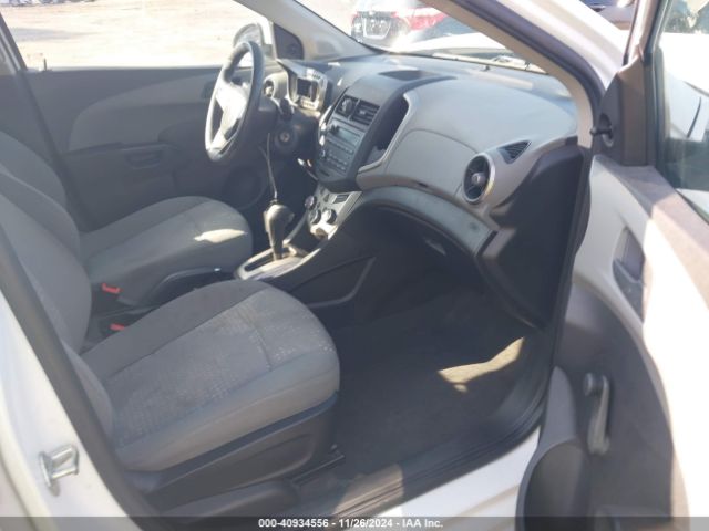 1G1JA6SH3G4111211 Chevrolet Sonic Ls Auto
