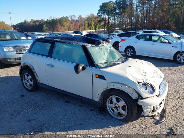 2007 MINI COOPER WMWMF335X7TU61107 Photo 0