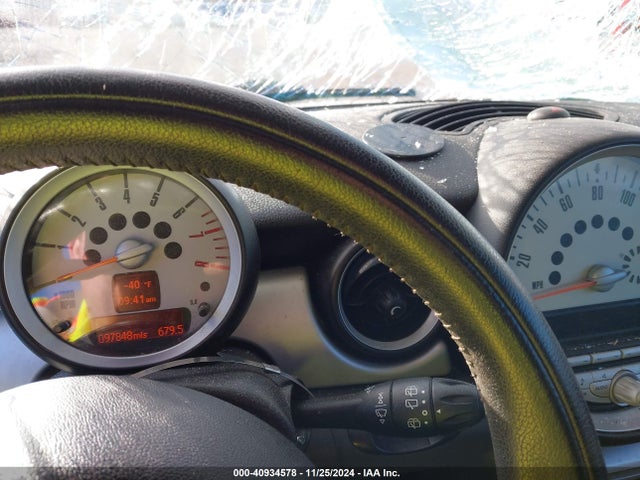 2007 MINI COOPER WMWMF335X7TU61107 Photo 6