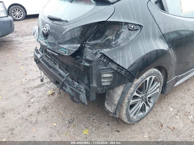 KMHTC6AE6GU252691 Hyundai Veloster Turbo R-spec