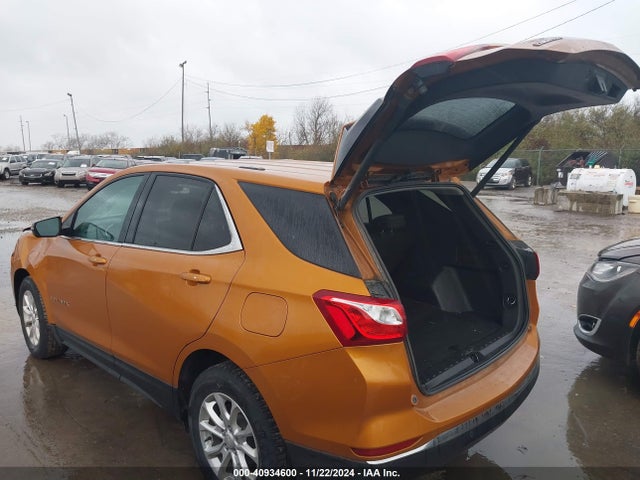 Chevrolet EQUINOX LT 2018 2GNAXJEV7J6109873 Image 3