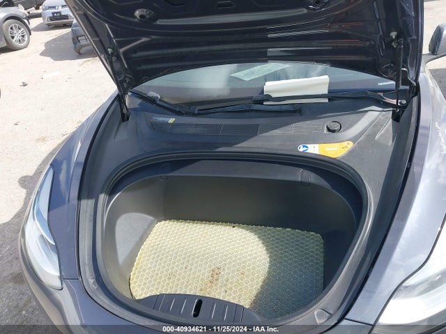 2018 TESLA MODEL 3 5YJ3E1EA6JF009441 Photo 9