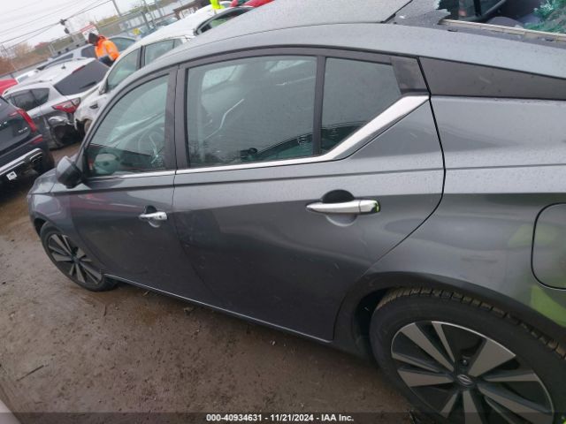 1N4BL4DV0NN331688 Nissan Altima Sv Fwd
