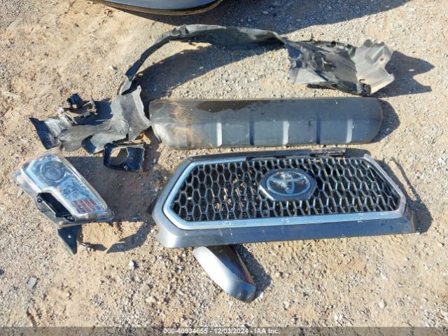 3TMCZ5AN5KM268407 Toyota Tacoma Trd Off Road