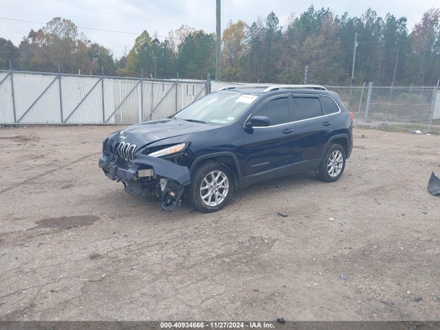 Jeep Cherokee Latitude 2016 1C4PJLCBXGW342475 Image 2