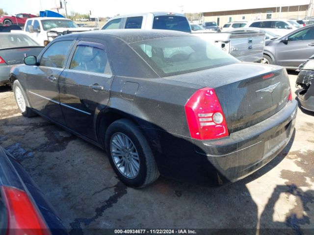 2009 CHRYSLER 300 2C3KA43D09H577989 Photo 2