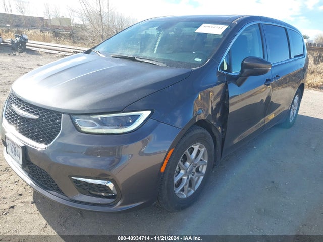 Chrysler Pacifica Touring L 2023 2C4RC1BG2PR586943 Image 2