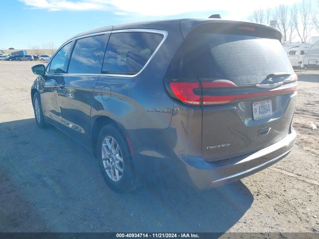 Chrysler Pacifica Touring L 2023 2C4RC1BG2PR586943 Image 3