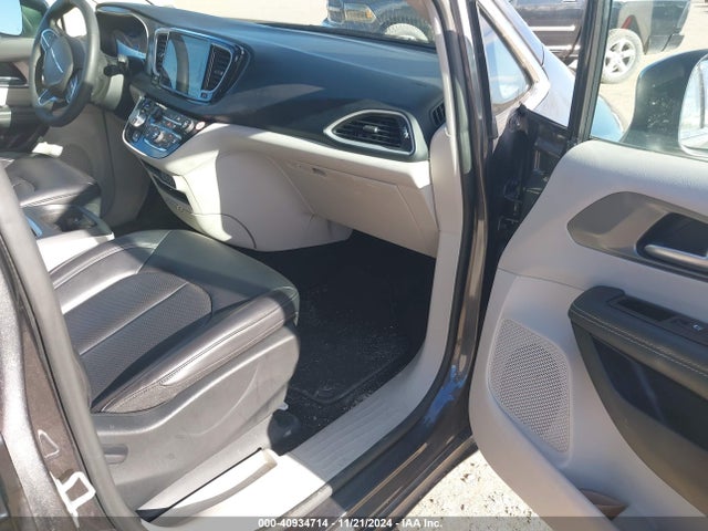 Chrysler Pacifica Touring L 2023 2C4RC1BG2PR586943 Image 5
