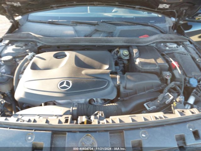 WDCTG4EB8KU000621 Mercedes-Benz GLA 250