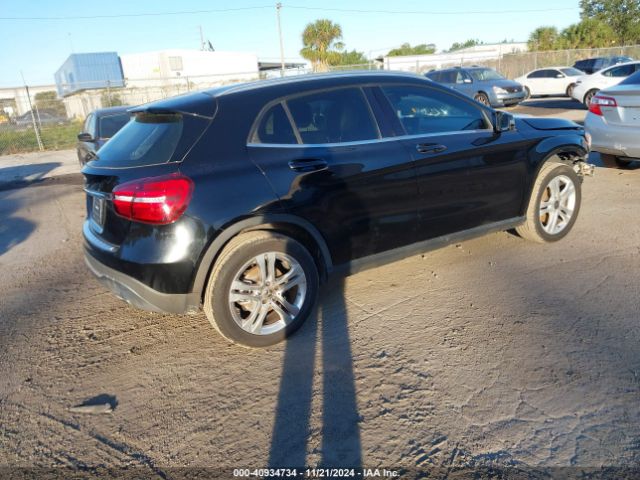 WDCTG4EB8KU000621 Mercedes-Benz GLA 250