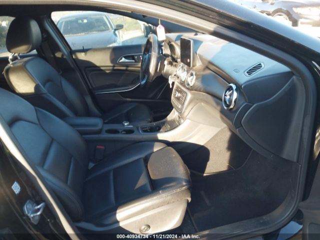 WDCTG4EB8KU000621 Mercedes-Benz GLA 250