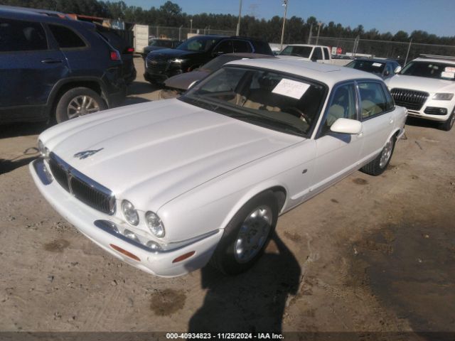 1998 JAGUAR XJ8 SAJHX6245WC815045 Photo 1