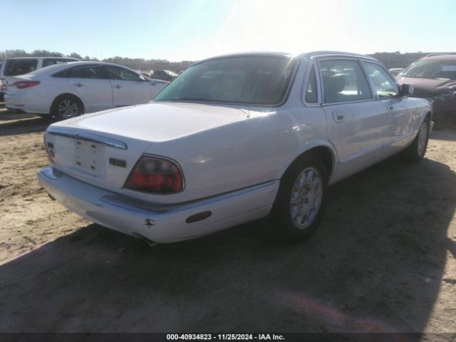 1998 JAGUAR XJ8 SAJHX6245WC815045 Photo 3