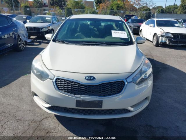 KNAFK4A68F5392667 KIA FORTE LX