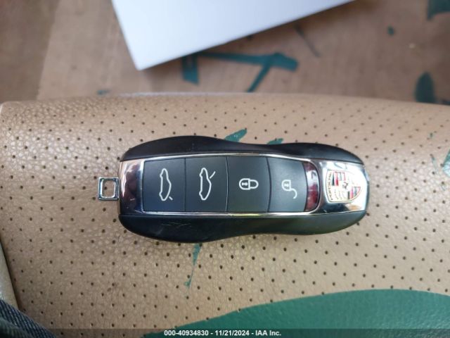 WP0AA2A71EL005299 Porsche PANAMERA 4