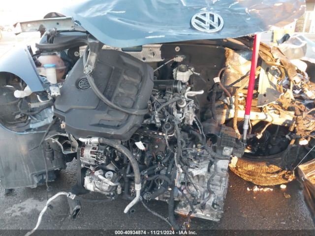 3VWFD7AT1JM707541 Volkswagen Beetle 2.0t Coast/2.0t S