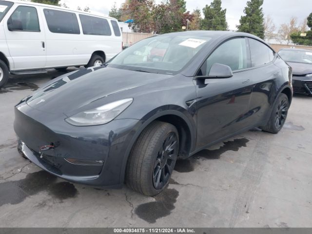 7SAYGDEE6RF025657 Tesla Model Y Long Range Dual Motor All-wheel Drive