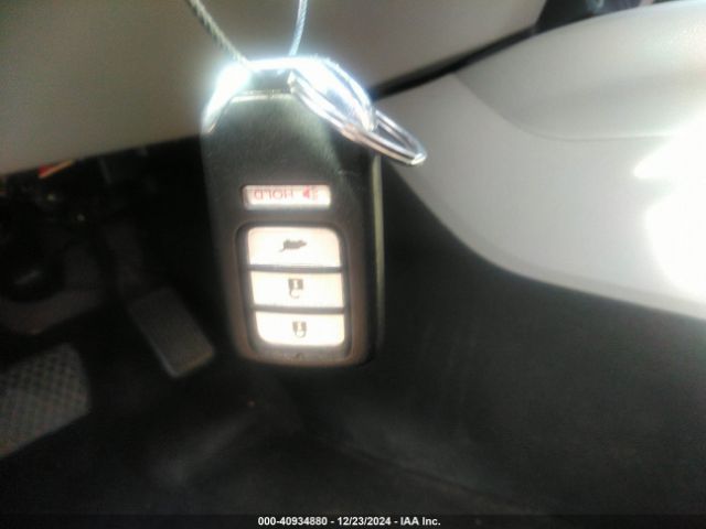 5FNYF5H15HB014856 Honda PILOT LX