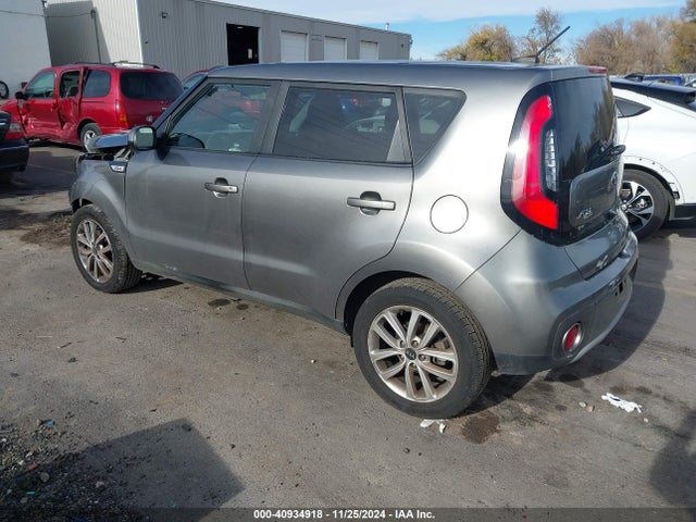 KIA SOUL + 2019 KNDJP3A5XK7664912 Image 3
