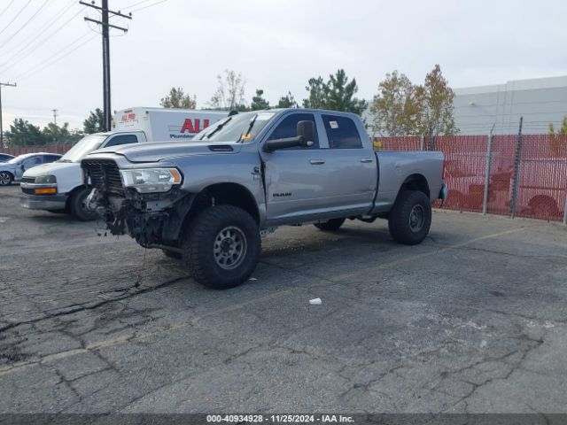 3C6UR5CL1KG596817 RAM 2500 Tradesman  4x4 6'4 Box