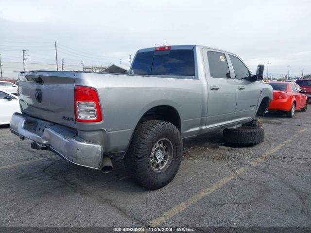 3C6UR5CL1KG596817 RAM 2500 Tradesman  4x4 6'4 Box