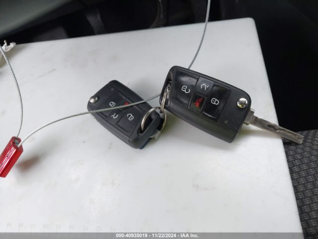 3VWN57BUXKM180794 Volkswagen Jetta 1.4t S