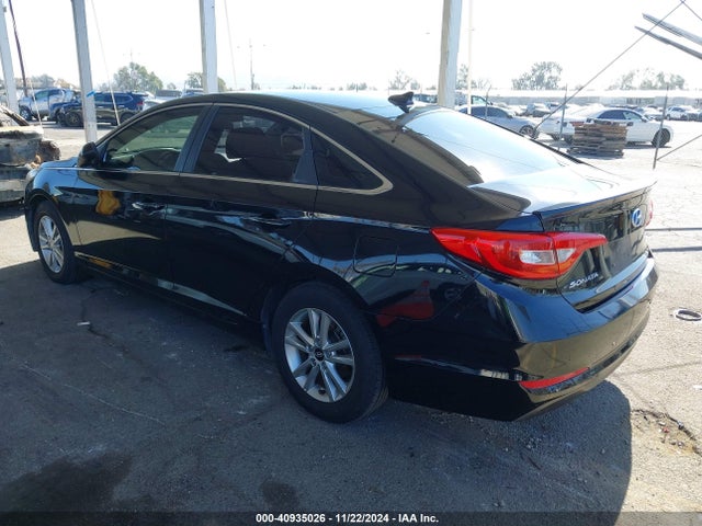 Hyundai SONATA SE 2017 5NPE24AF5HH507999 Image 3
